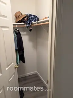 Room for rent in Modesto, CA $800, house