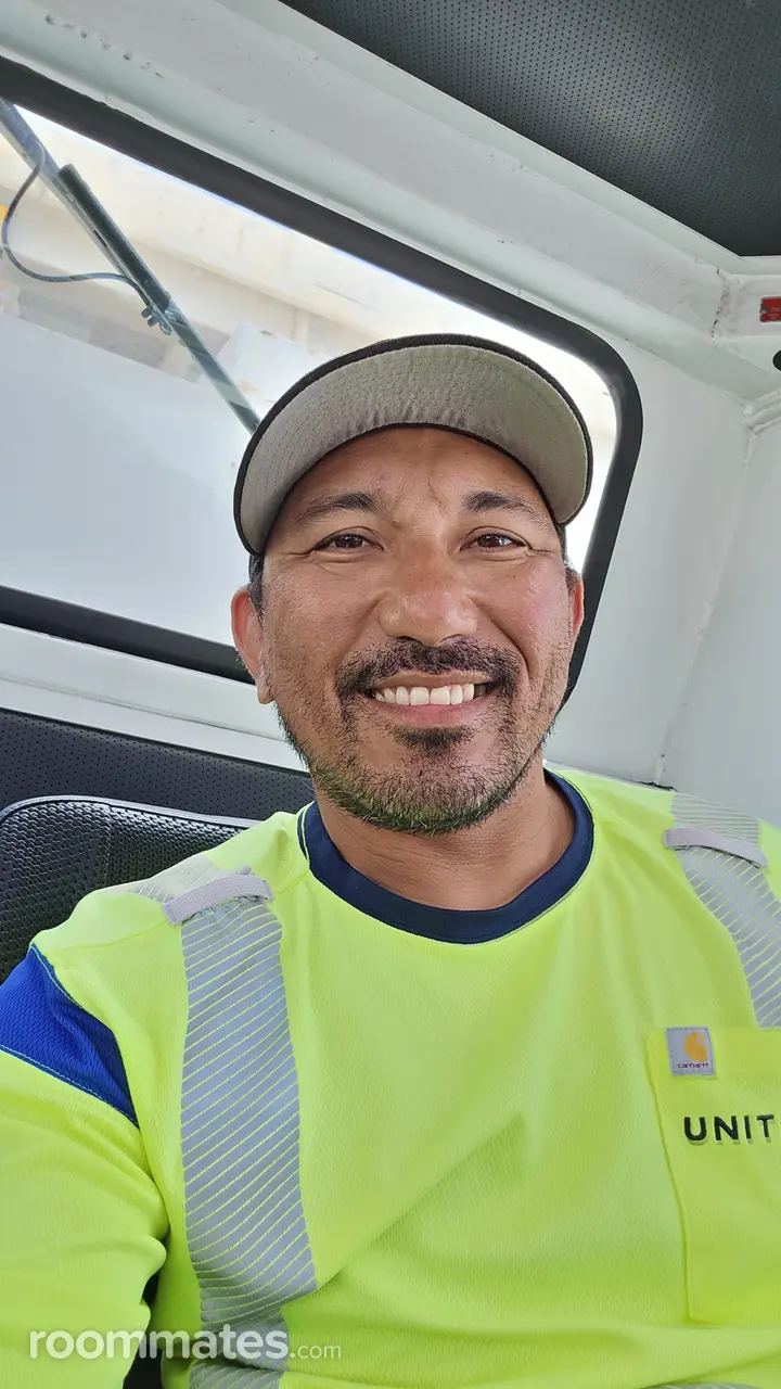 Profile photo 1 of 1