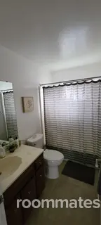 Room for rent in Santa Rosa, CA $1000, house