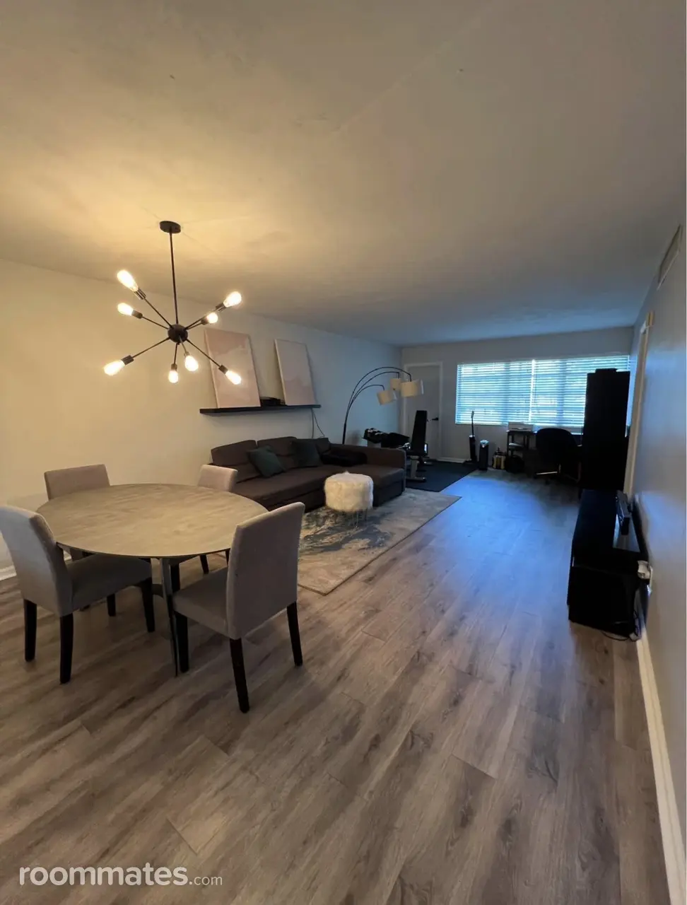 Profile photo 5 of 8