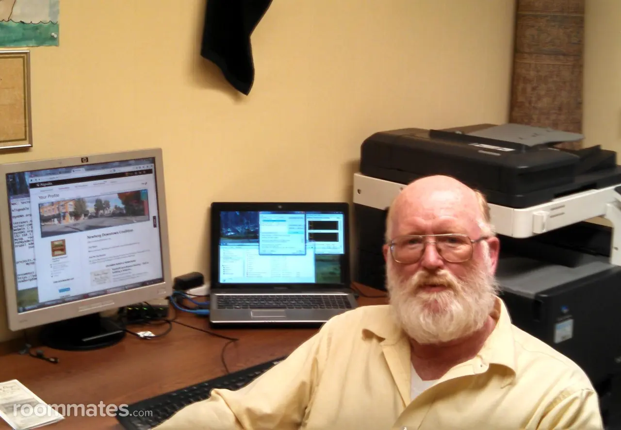 Profile photo 7 of 7