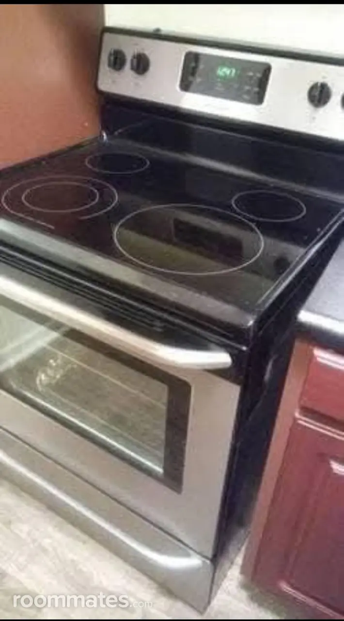 Profile photo 10 of 11