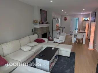 Room for rent in Des Plaines, IL $1000, house