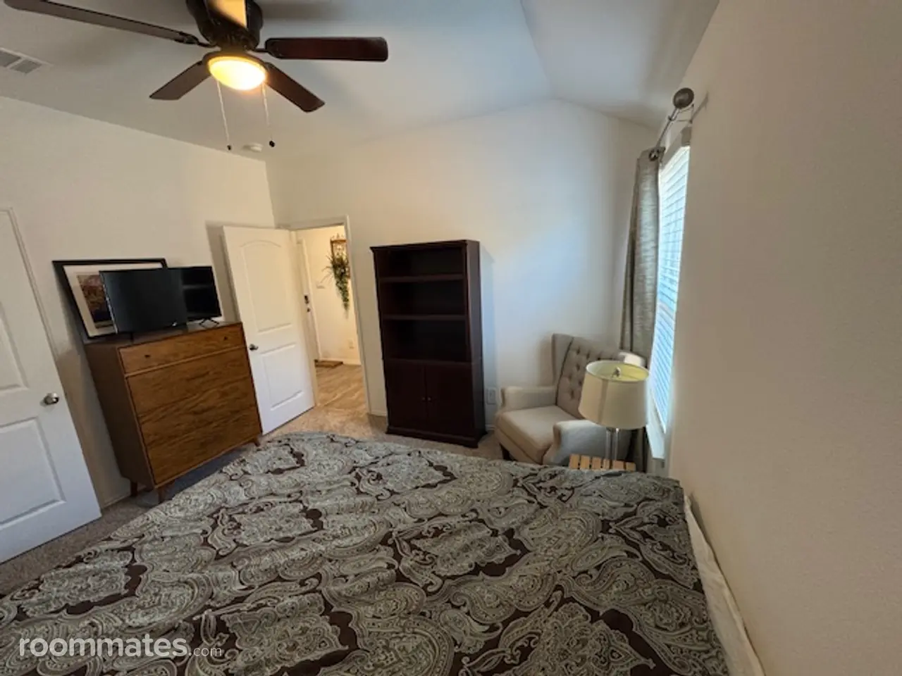 Profile photo 4 of 11