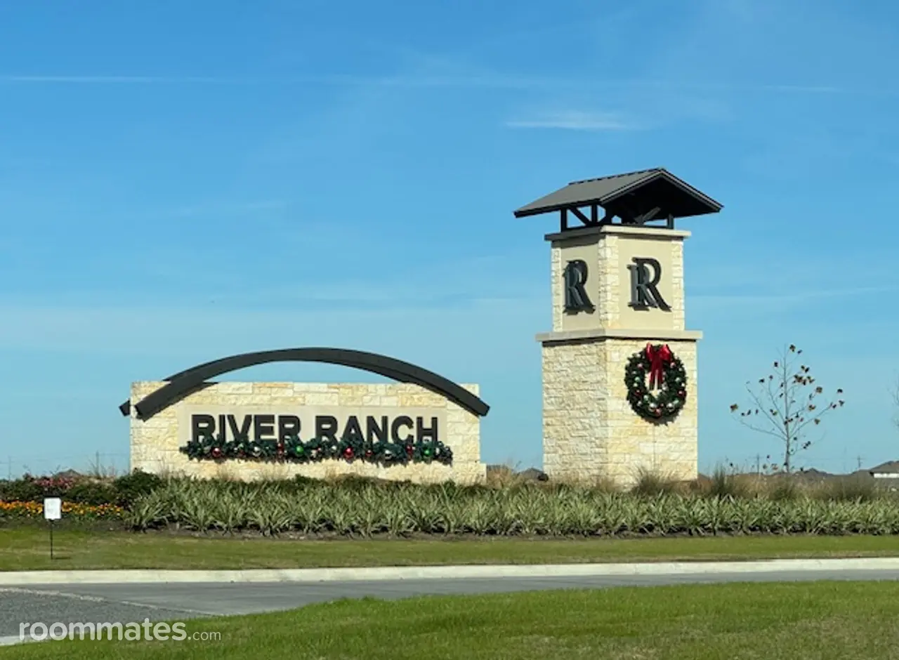 Profile photo 3 of 11