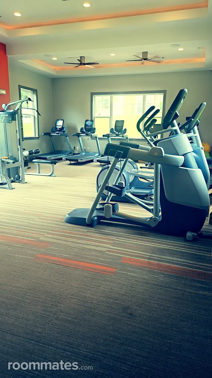 Profile photo 10 of 11