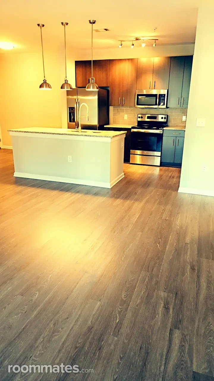 Profile photo 8 of 11