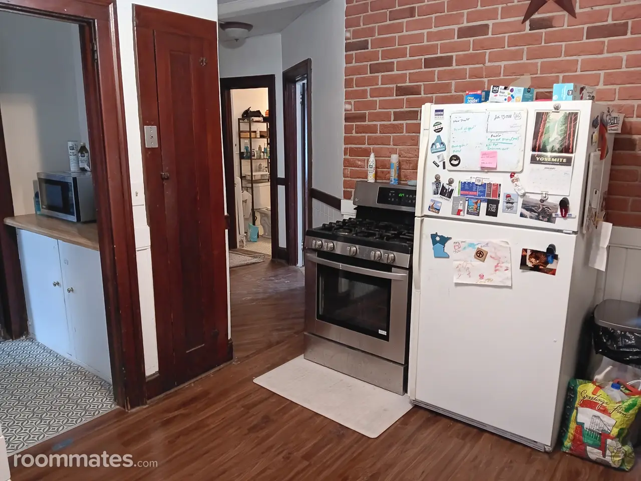 Profile photo 7 of 11