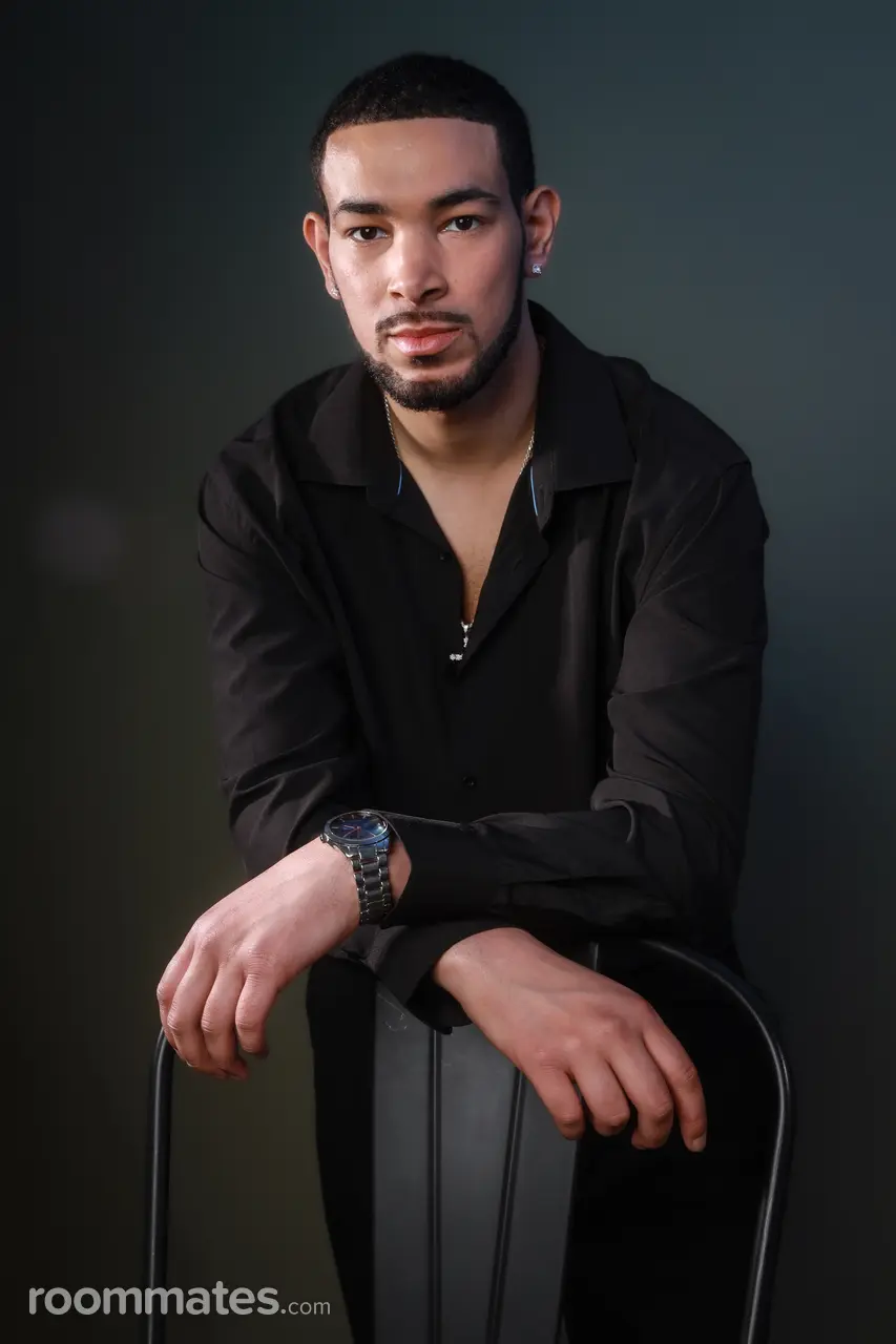 Profile photo 1 of 1