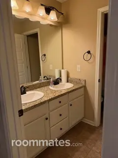 Room for rent in Auburn, AL $1000, house