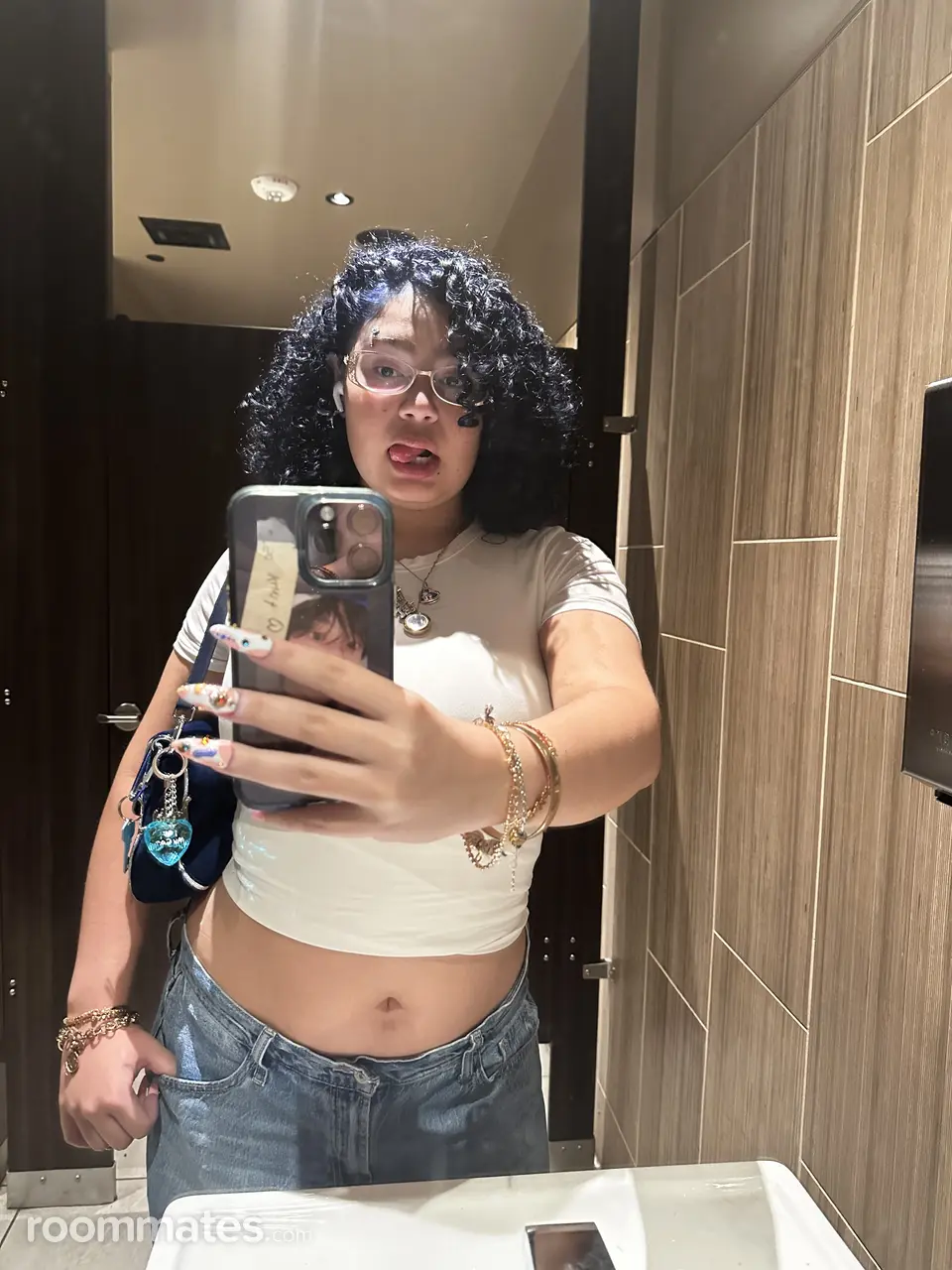 Profile photo 1 of 1