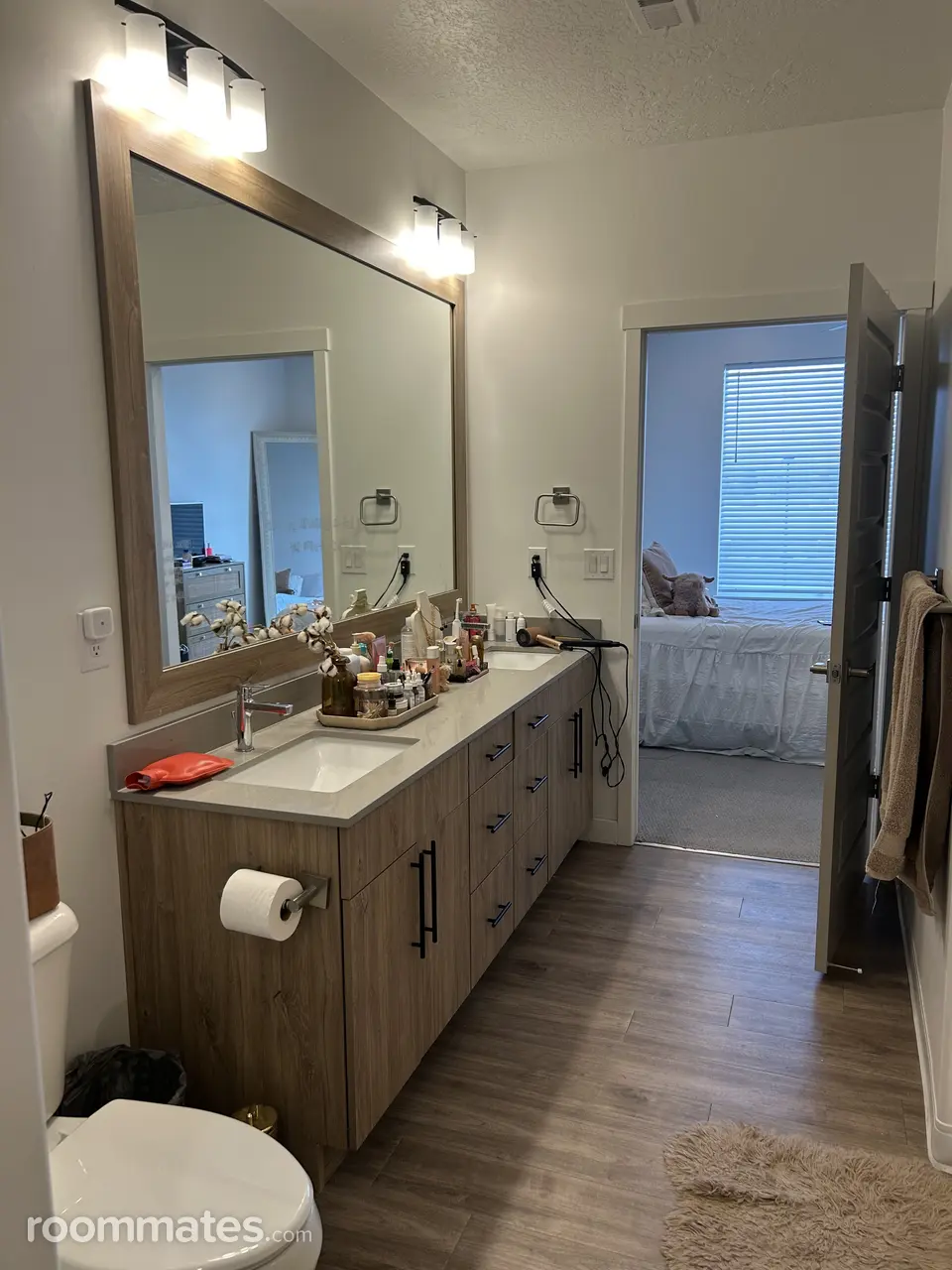 Profile photo 2 of 5