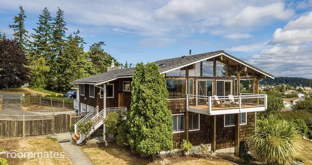 Profile photo 4 of 11