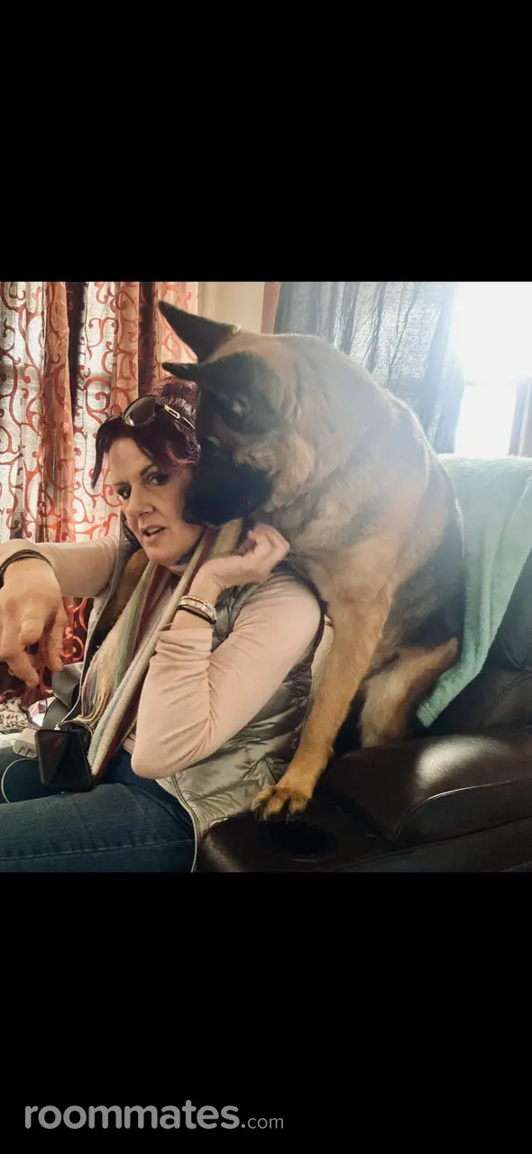 Profile photo 2 of 4