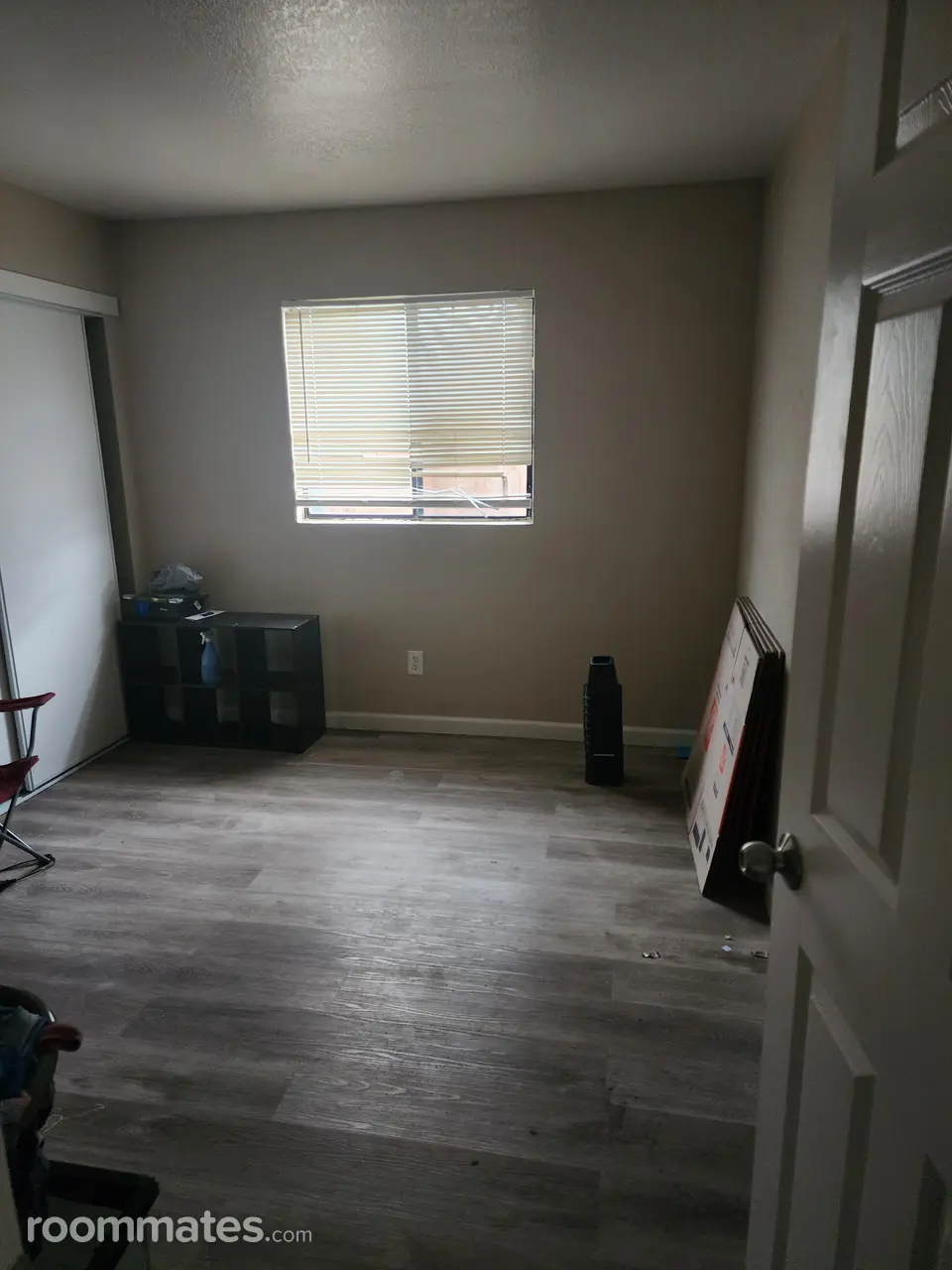 Profile photo 2 of 4