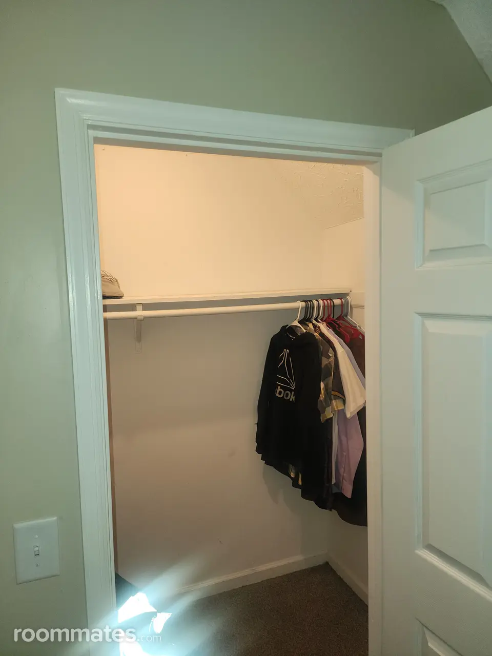 Profile photo 6 of 17