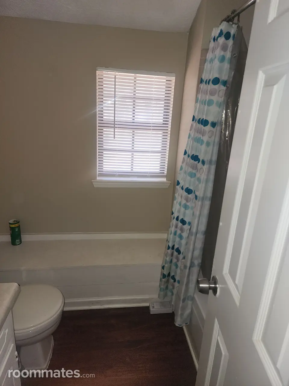 Profile photo 4 of 17