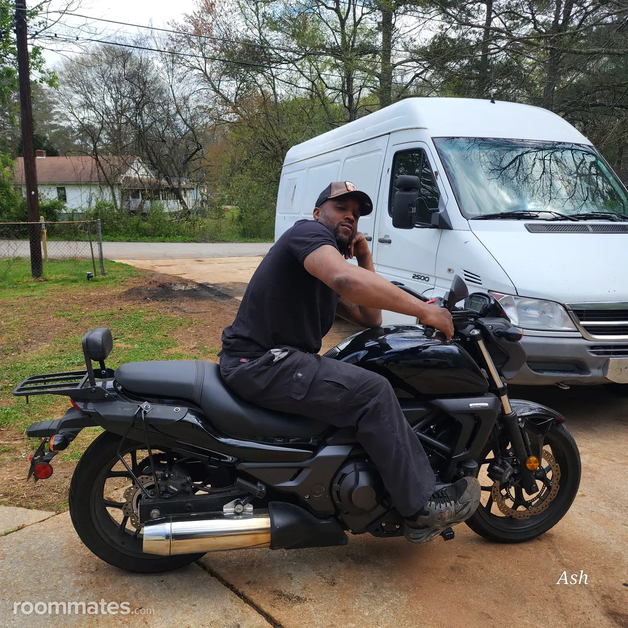 Profile photo 15 of 17