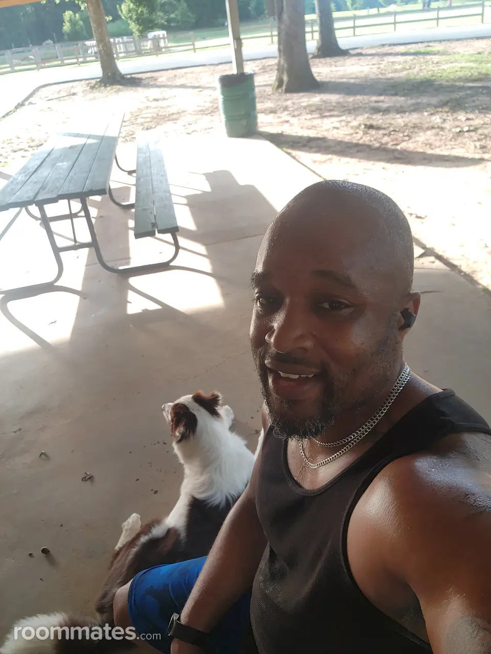 Profile photo 9 of 17