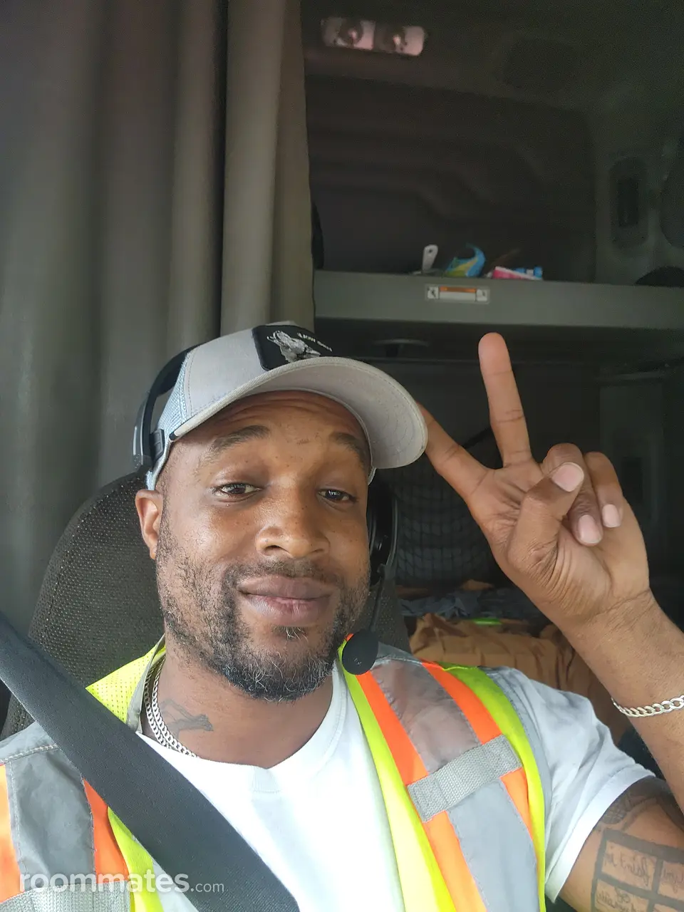 Profile photo 12 of 17