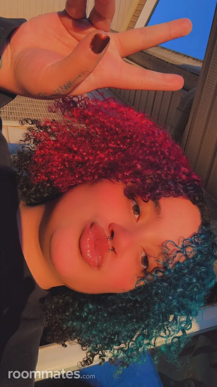 Profile photo 9 of 11