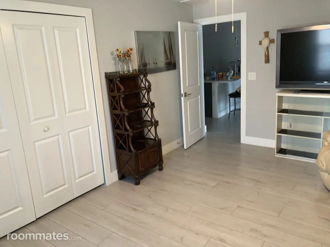 Profile photo 3 of 7