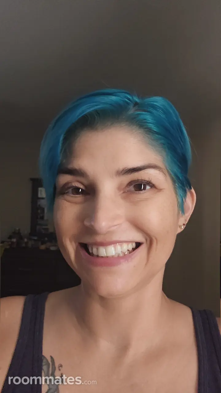 Profile photo 6 of 6