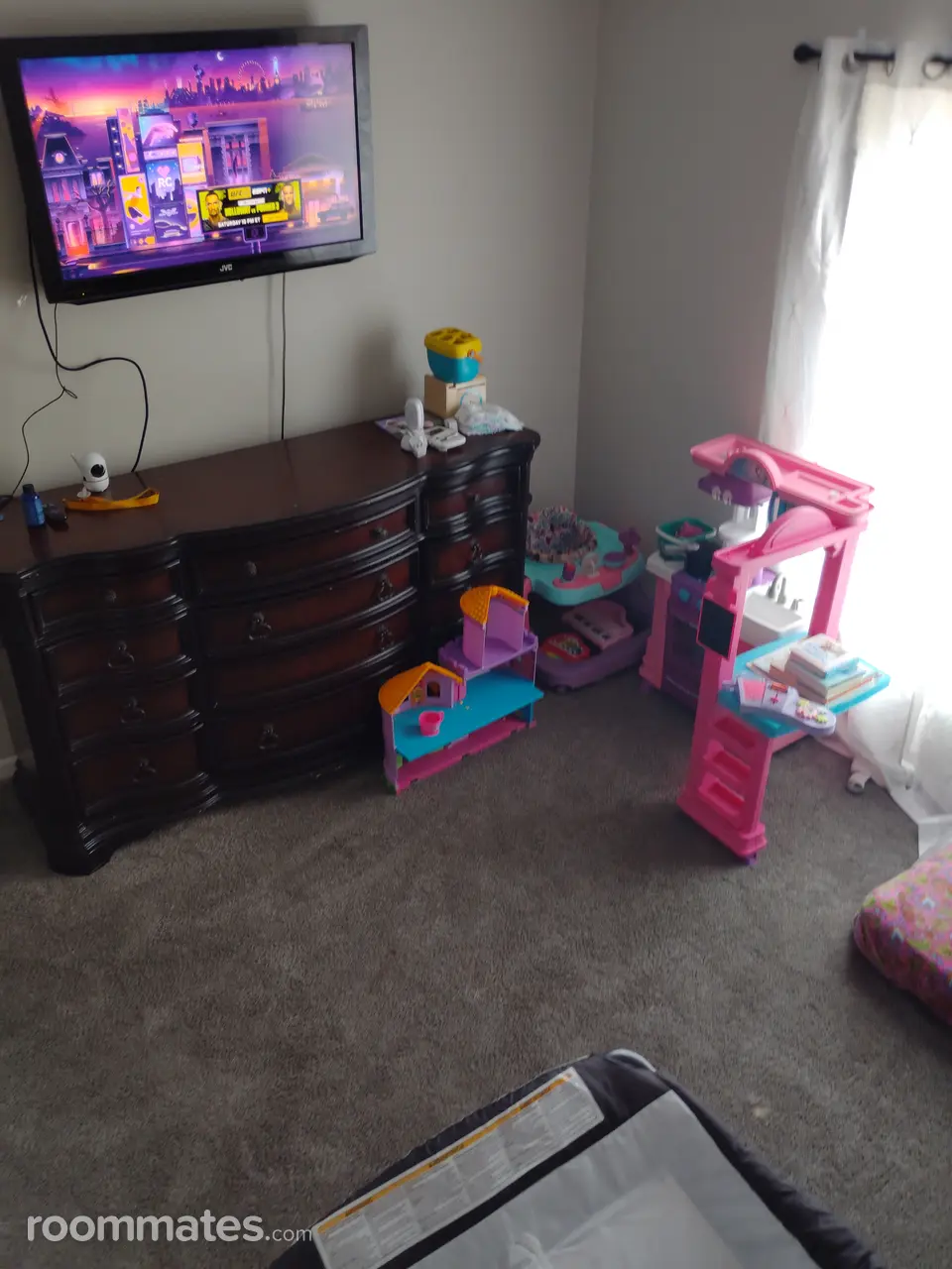 Profile photo 1 of 5