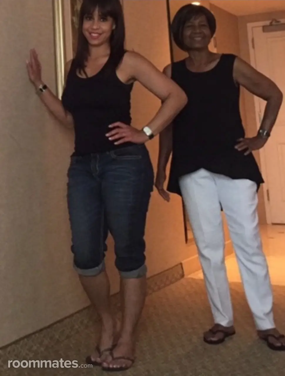 Profile photo 7 of 8