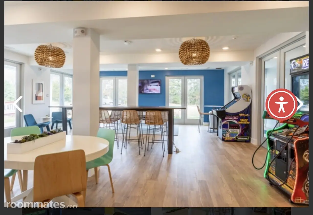 Profile photo 2 of 4