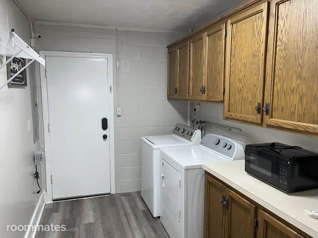 Profile photo 8 of 11