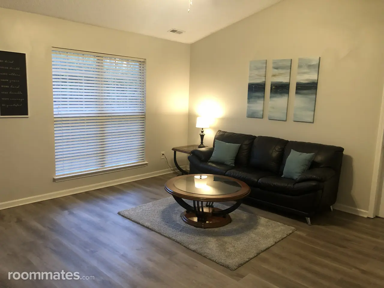 Profile photo 2 of 11