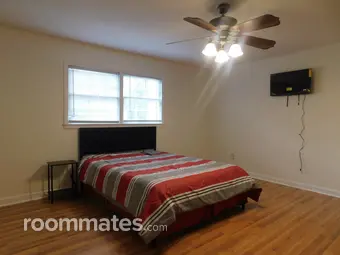 Room for rent in Gastonia, NC $850, house