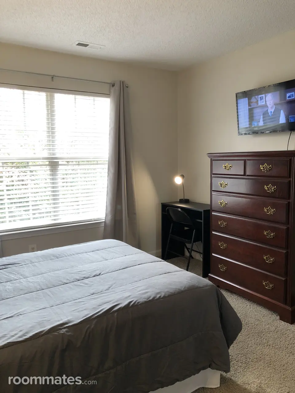 Profile photo 8 of 11