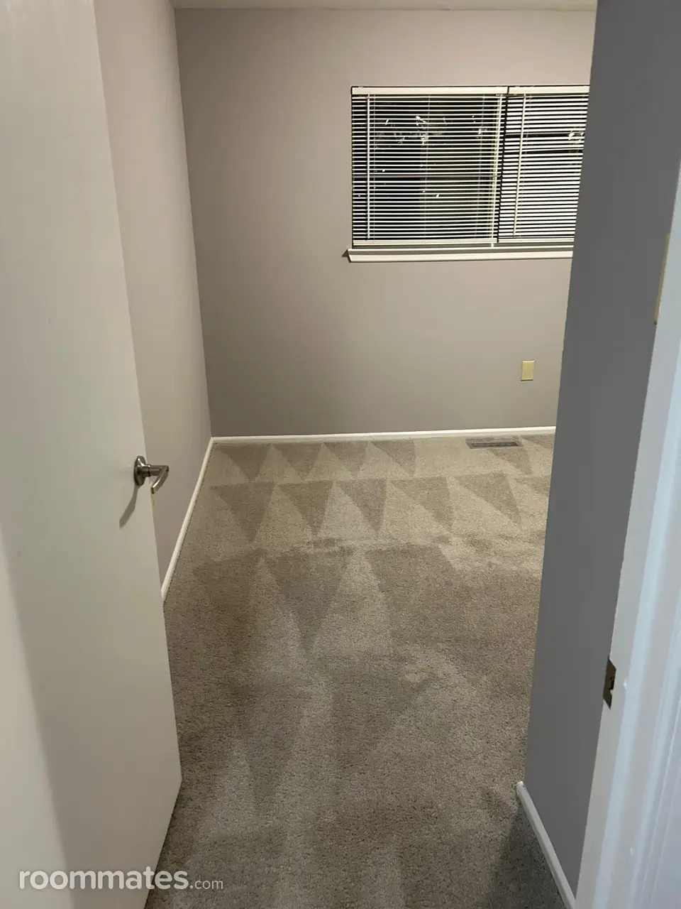 Profile photo 1 of 5