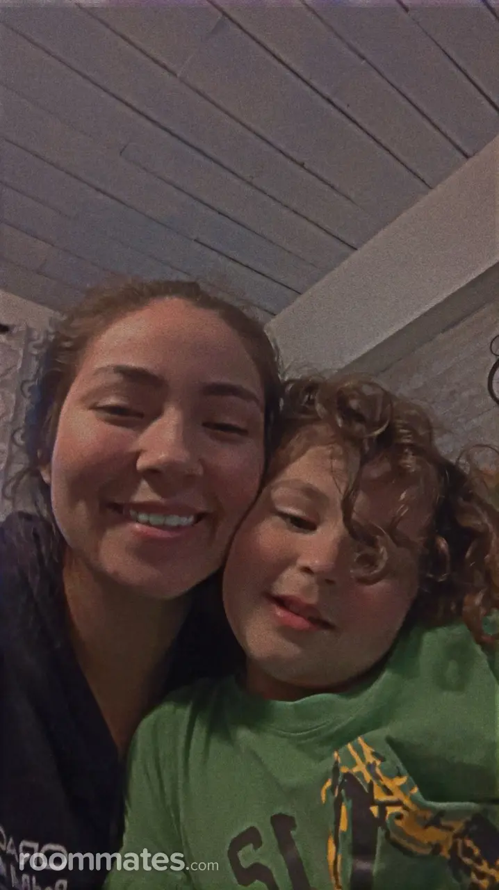 Profile photo 1 of 1