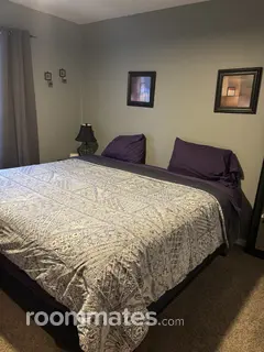 Room for rent in Hillsboro, OR $995, house