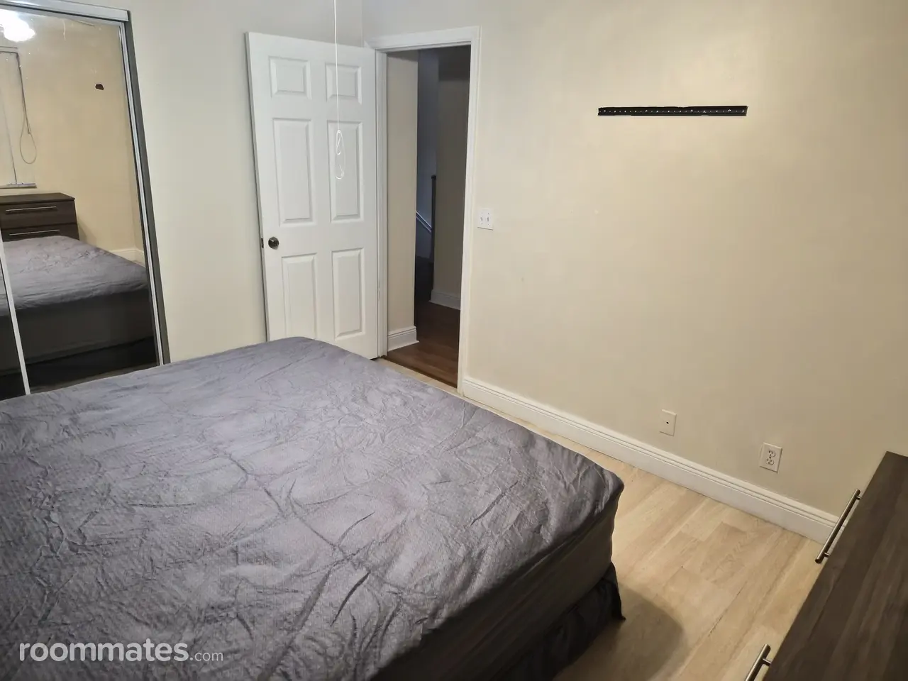 Profile photo 14 of 20