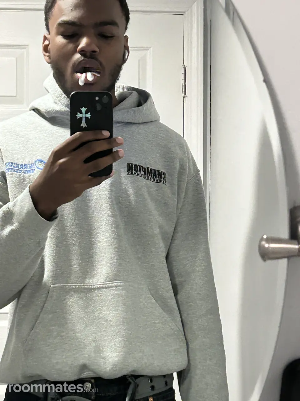 Profile photo 1 of 1