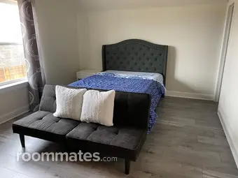 Room for rent in Grand Prairie, TX $870, house