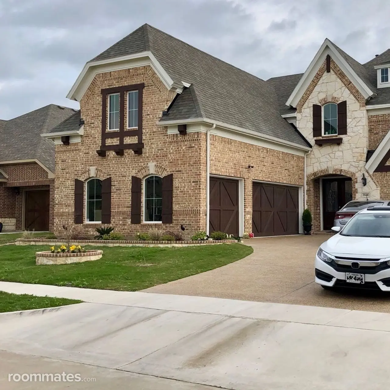 Profile photo 7 of 11