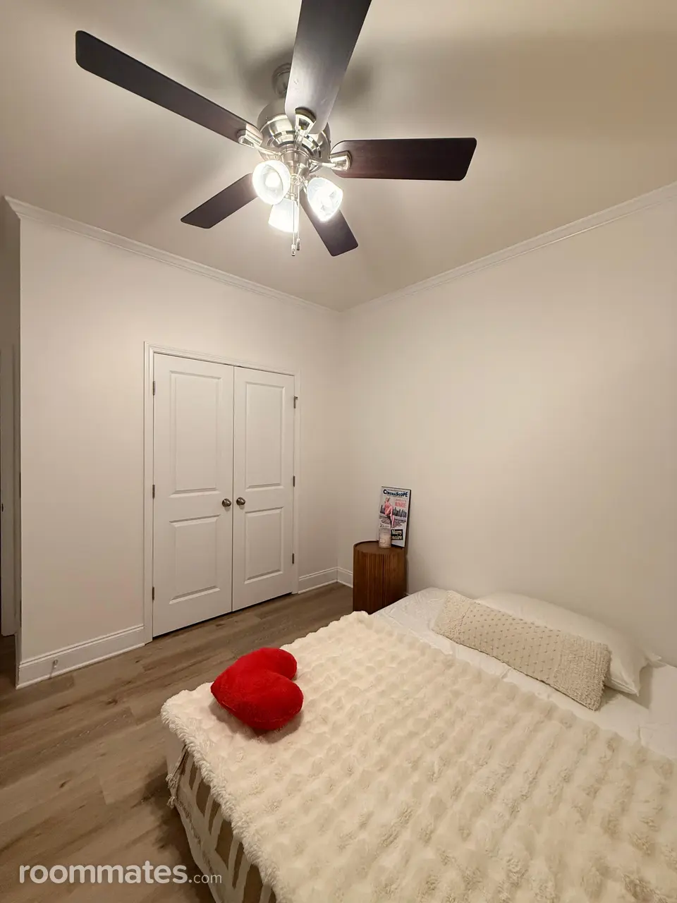 Profile photo 1 of 9