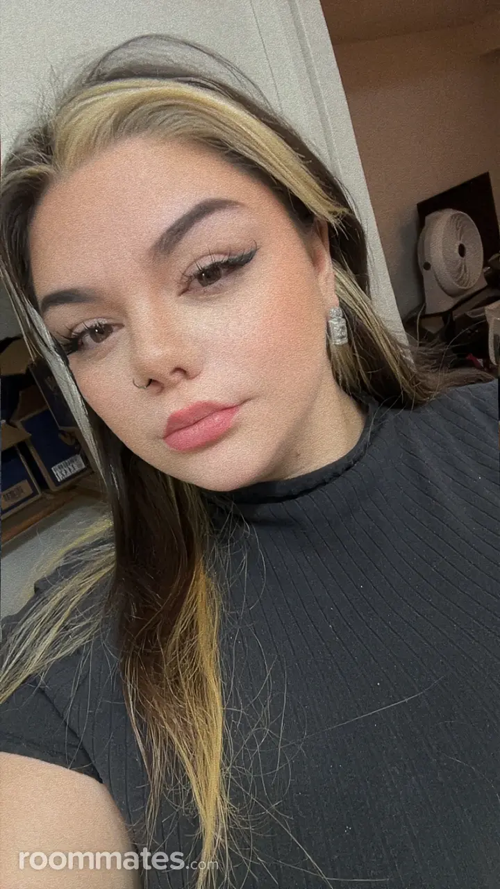 Profile photo 1 of 1