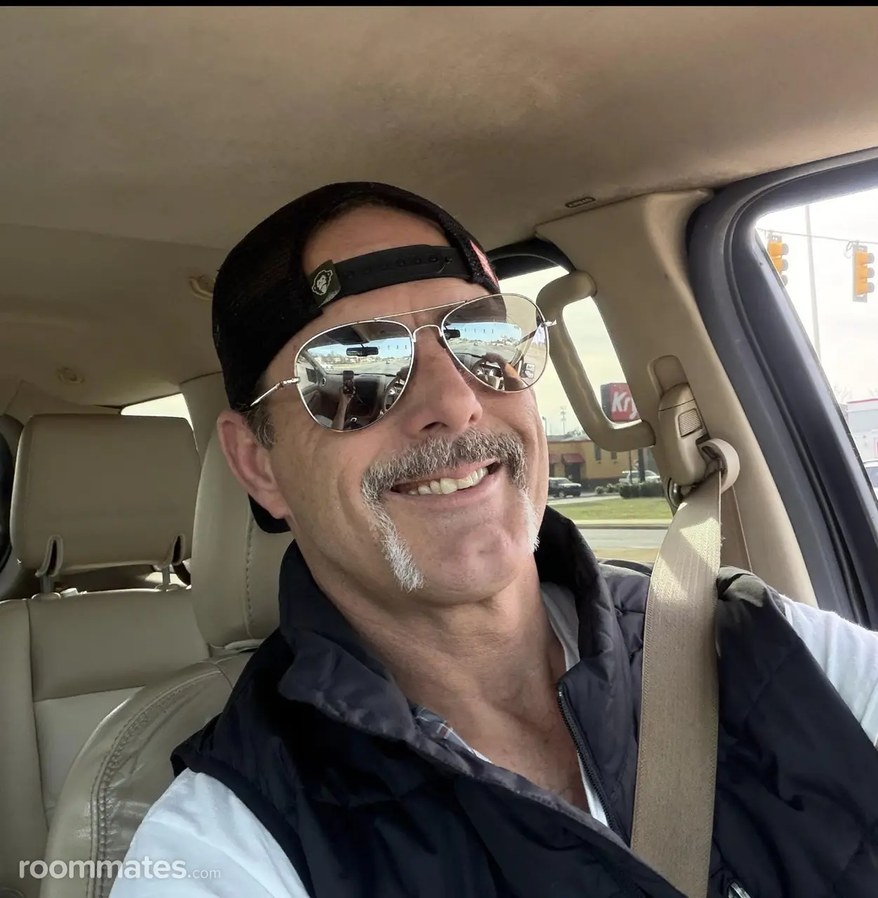 Profile photo 6 of 6