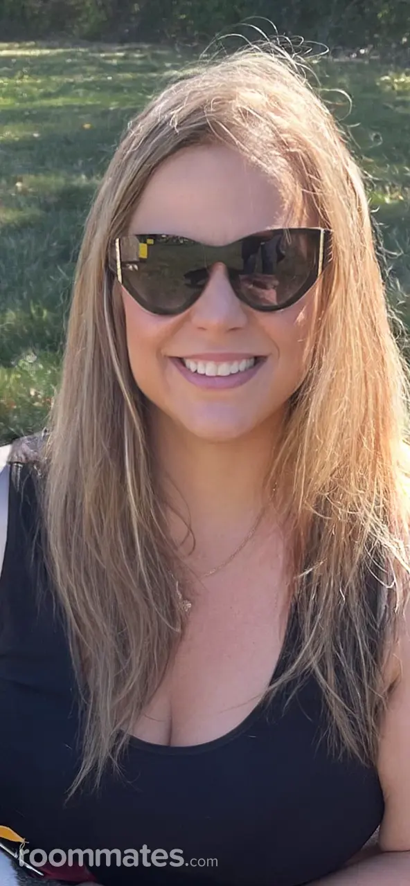 Profile photo 1 of 1