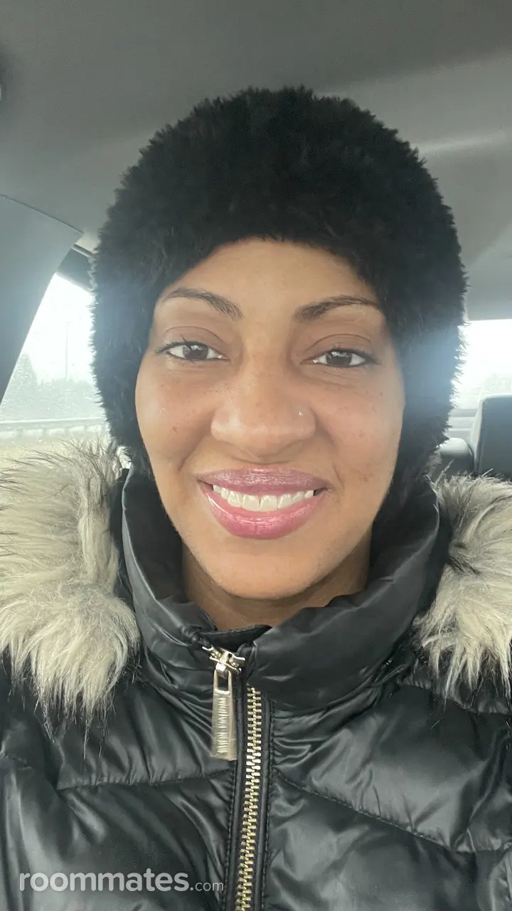 Profile photo 9 of 9