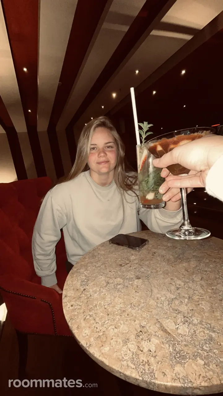 Profile photo 4 of 4