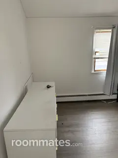 Room for rent in Hicksville, NY $1350, house
