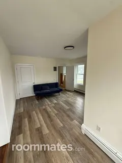 Room for rent in North Attleboro, MA $1300, house