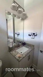 Room for rent in Land O'Lakes, FL $1100, house